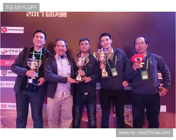 在龙尊娱乐德州扑克平台上结识来自全国各地的扑克爱好者，共同切磋技艺